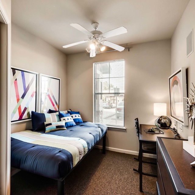 Off Campus Student Housing Near Uta Maverick Place